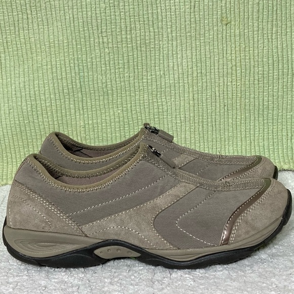 Easy Spirit Womens Esellicott Taupe Leather Zip Slip On Casual Shoes - Size 7.5M - Picture 1 of 13